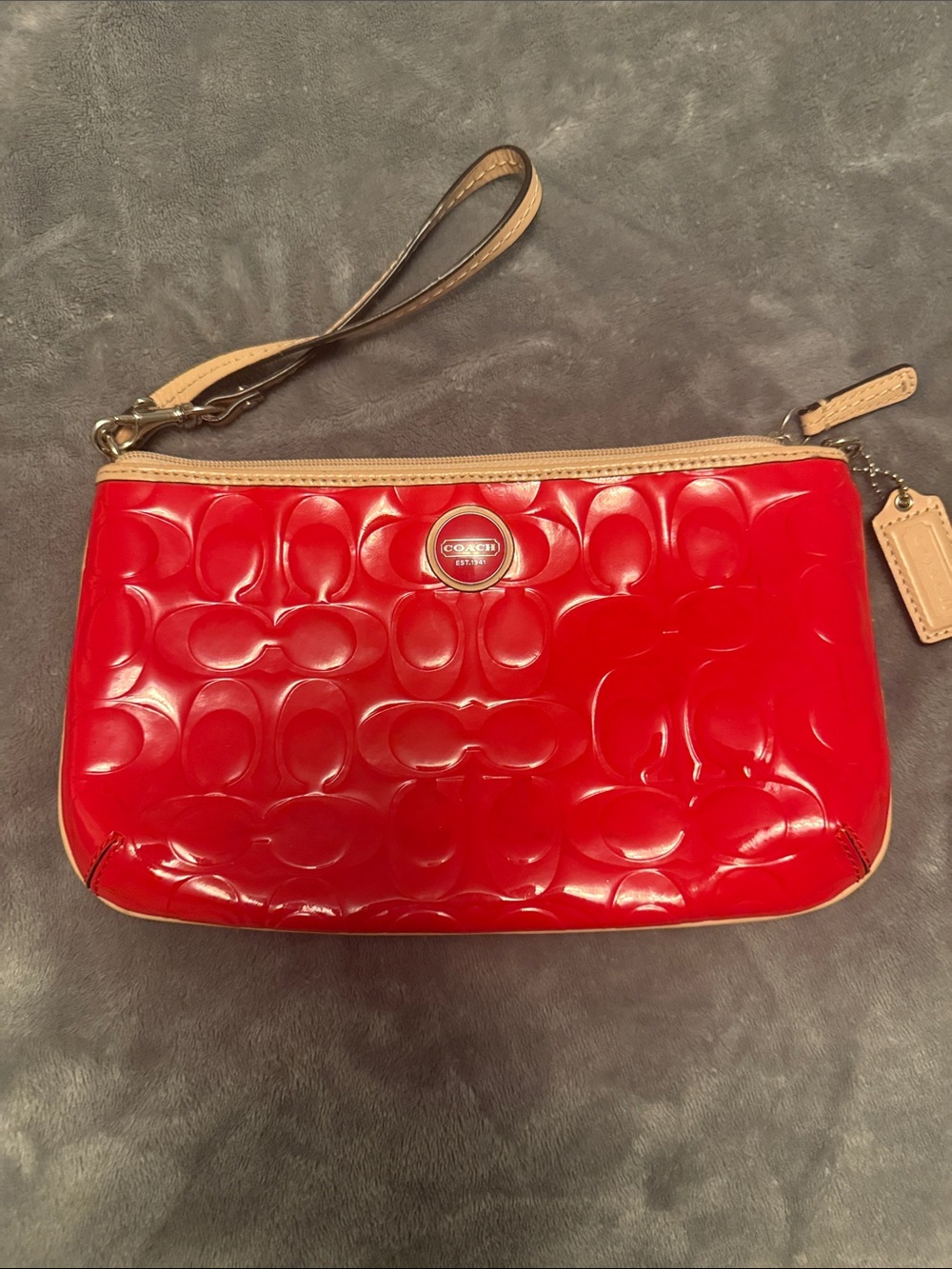 COACH  Vintage Red Patent Leather Signature Wristlet with Beige Trim